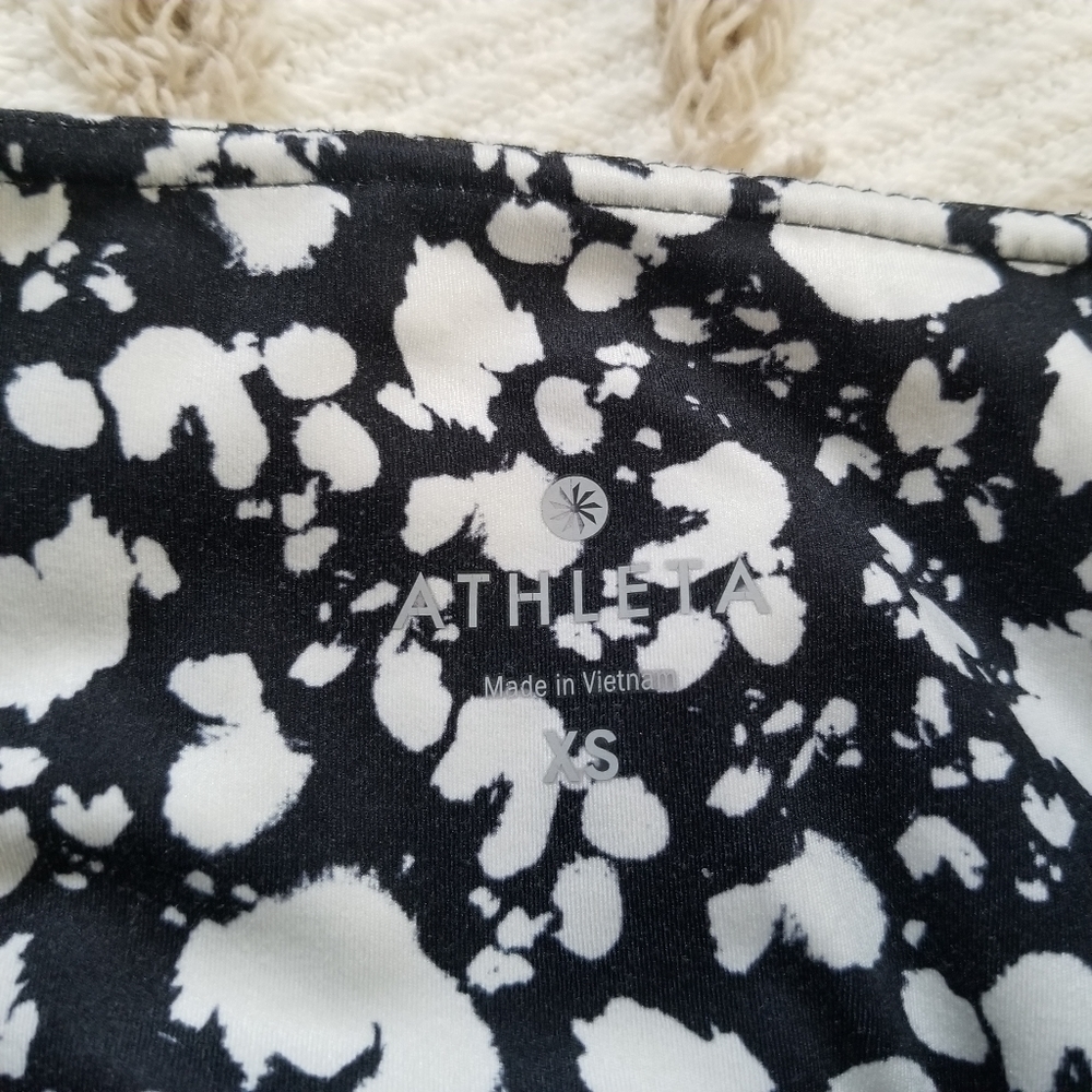 Athleta Black and White Marble Print High-Rise Leggings - Picture 7 of 14